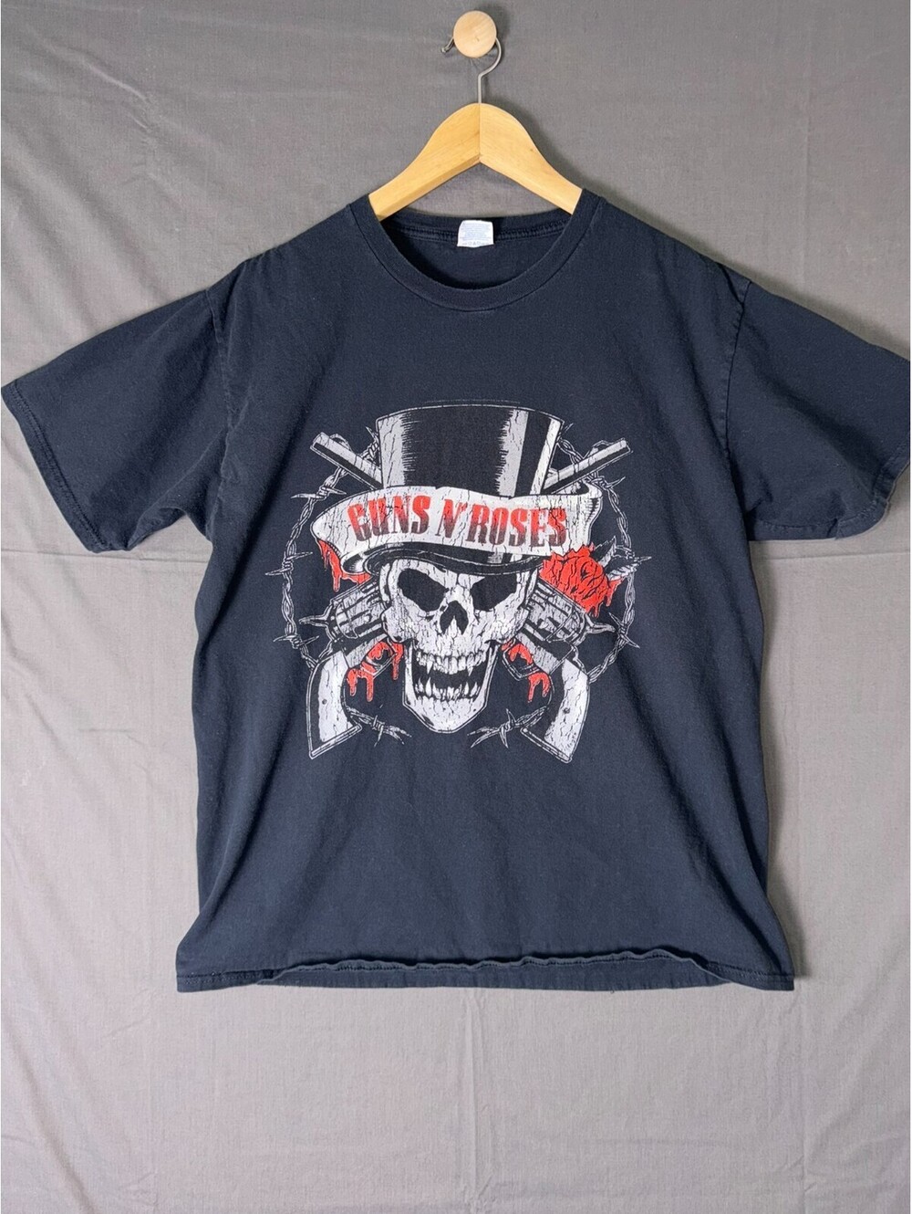 Guns N’ Roses Skull Top Hat Crossed Guns Graphic T‑Shirt Black L Rock Band